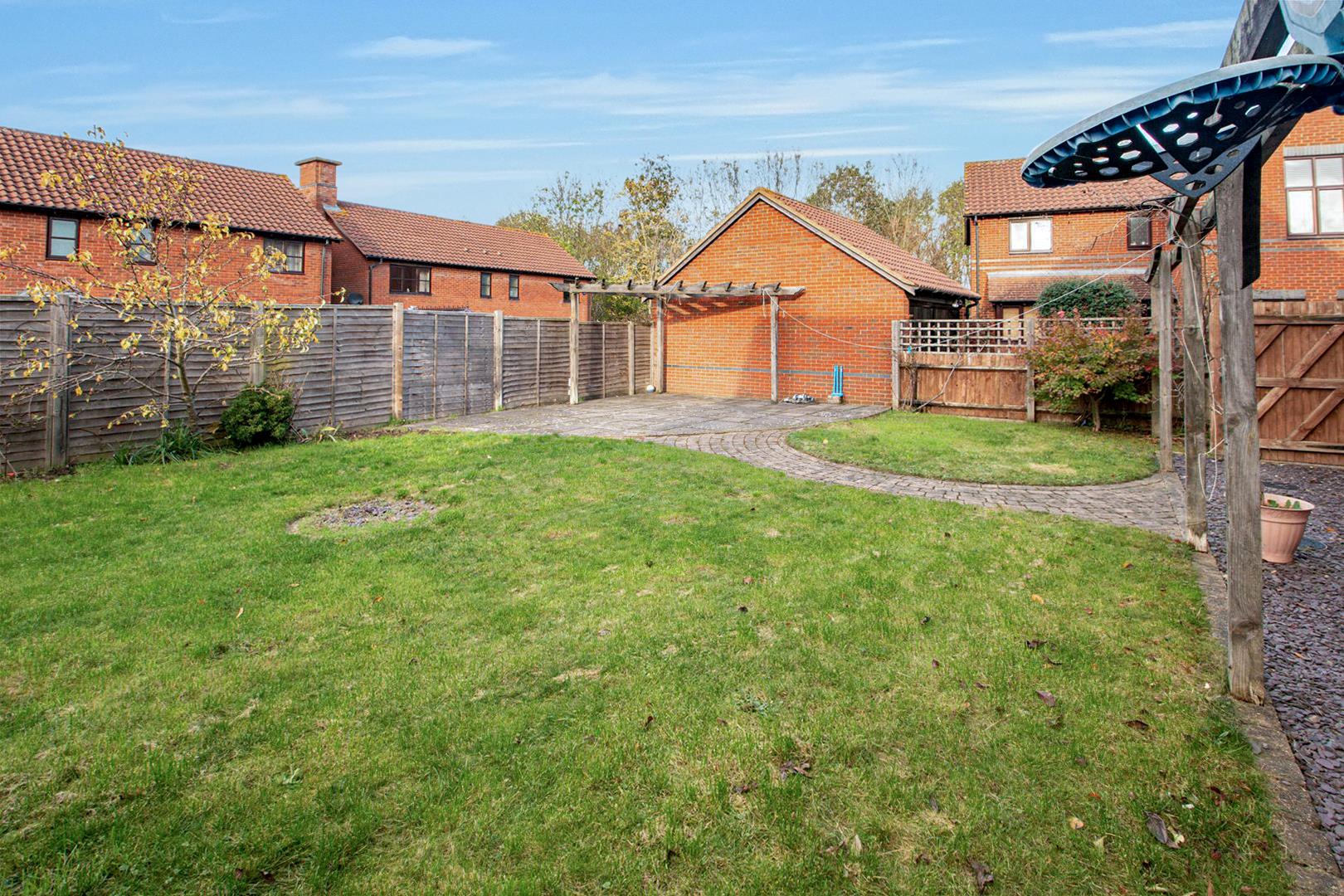 Crane Court, Loughton, Milton Keynes